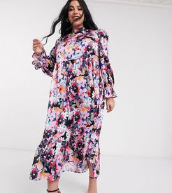 long sleeve fluted sleeve maxi dress in pink floral print-Multi