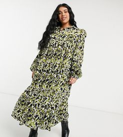 tiered smock top midi dress in green smudge print