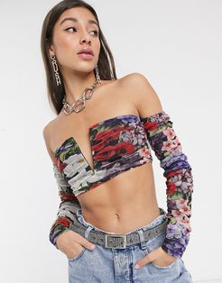 bardot ruched crop top in floral-Multi