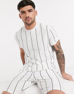 vertical stripe t-shirt in white