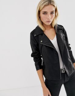 leather look jacket in black