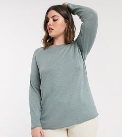 light weight sweater in green