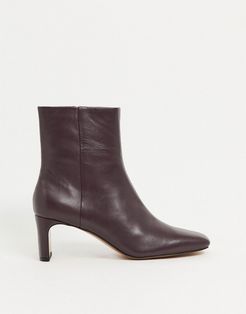 & Other Stories leather square-toe heeled boots in burgundy-Red