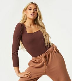 exclusive long sleeve square neck bodysuit in chocolate-Brown