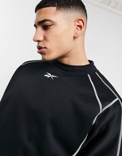 Training seam detail sweatshirt in black