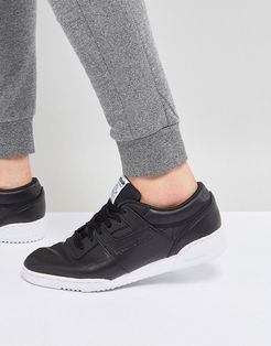 Workout LO Clean ID Sneakers In Black BS9830