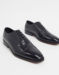leather brogues black