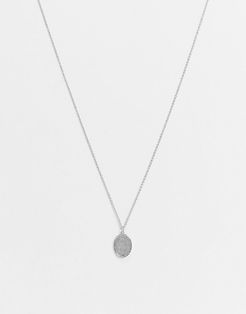 neckchain with etched oval pendant in silver