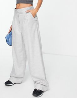 pleated wide leg pants in gray-Grey