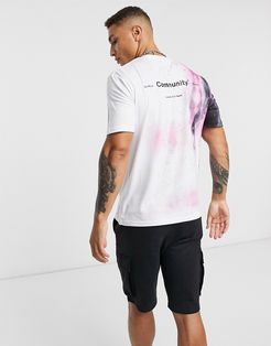 slim fit t-shirt with back print in white