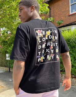 t-shirt with floral back print in black