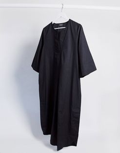Femme poplin midi dress with kimono sleeves in black