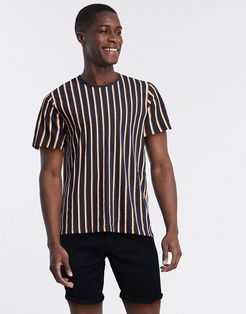 vertical stripe t-shirt in navy organic cotton