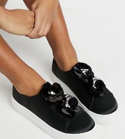 wide fit flower sneakers in black