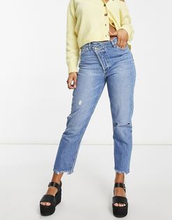 stepped waist mom jeans in medium blue-Blues