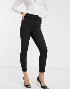 tailored pants with belt in black