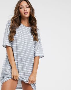oversized t-shirt dress in stripe-Grey