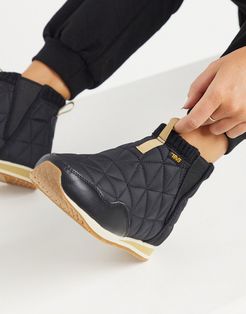 Ember Mid pull on boots in quilted black