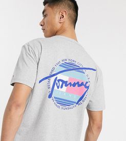 Exclusive to Asos t-shirt circular logo front and back print in gray-Grey