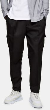 tapered cargo pants in black