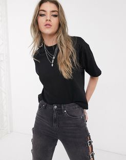 boxy t-shirt in black