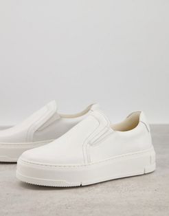 Judy flatform slip on sneakers in white