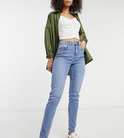 Joana mom jeans in light blue