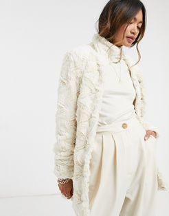 textured faux fur jacket in cream-White