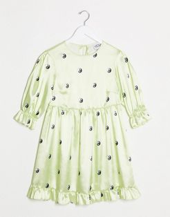 relaxed smock dress with puff sleeves in yin yang print satin-Yellow