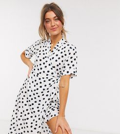 midi wrap dress in polka dot-White