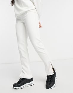 straight leg split hem jeans in white