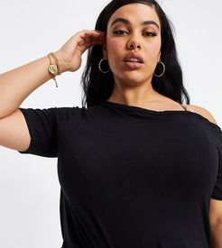 asymmetric T-shirt in black