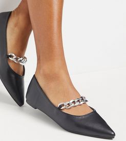Exclusive Aisa vegan flat shoes with chunky chain in black