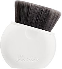 L'Essentiel Retractable Foundation Brush