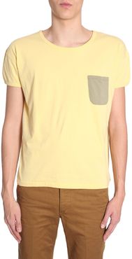 t-shirt with contrast pocket