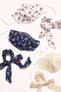 Mask & Bow Floral Pack by Free People, Navy, One Size