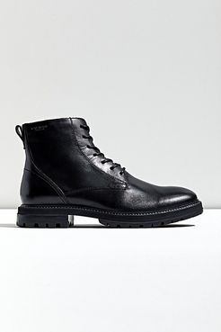 Johnny Lace-Up Boot