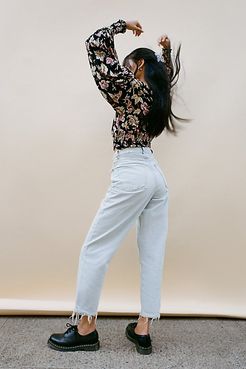 Premium High-Waisted Carrot Jean - Bleached Denim