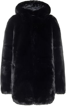 Furina faux fur coat