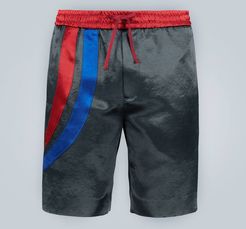 Mid-length shorts with bands