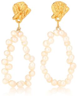 Apollos Story pearl earrings