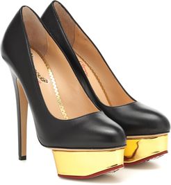 Dolly leather plateau pumps