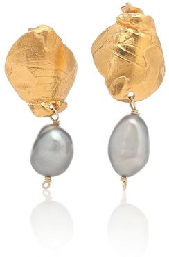 The Shadow 24kt gold-plated earrings with pearls