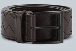 Wide intrecciato leather belt