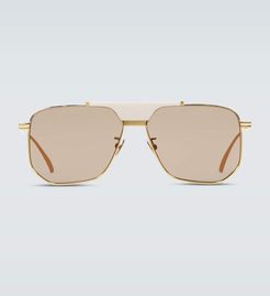 Aviator frame sunglasses