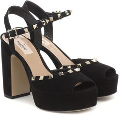 Rockstud suede platform sandals