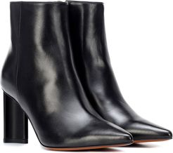 Katiaa leather ankle boots