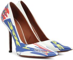 Printed patent leather pumps