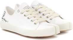 Tabi logo canvas low-top sneakers