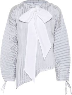 Pleated blouse